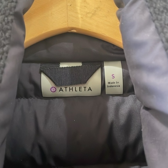 Athleta Responsible Down Navy Blue Jacket—BEAUTIFUL!! Never Worn—New WO Tags—S - Picture 5 of 9